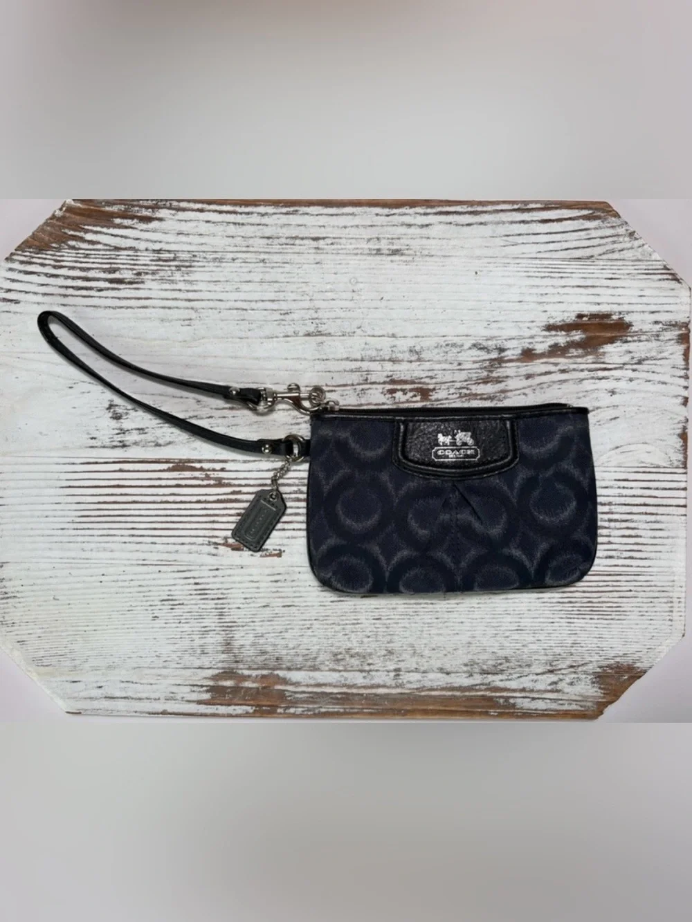 COACH Navy/Black/Gray Wristlet-Zippered Closure-Hang Tag-2 Credit Card Slits-EUC